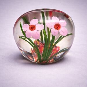 Blossom Art Glass Paperweight